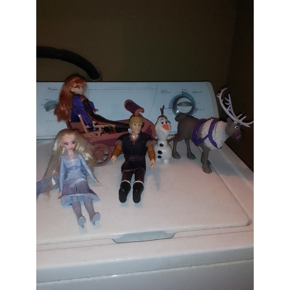 Elsa, Anna,  Kristoff,  Sven (TY Plush), Olaf Disney Sledding Adventure - Frozen - Picture 3 of 9